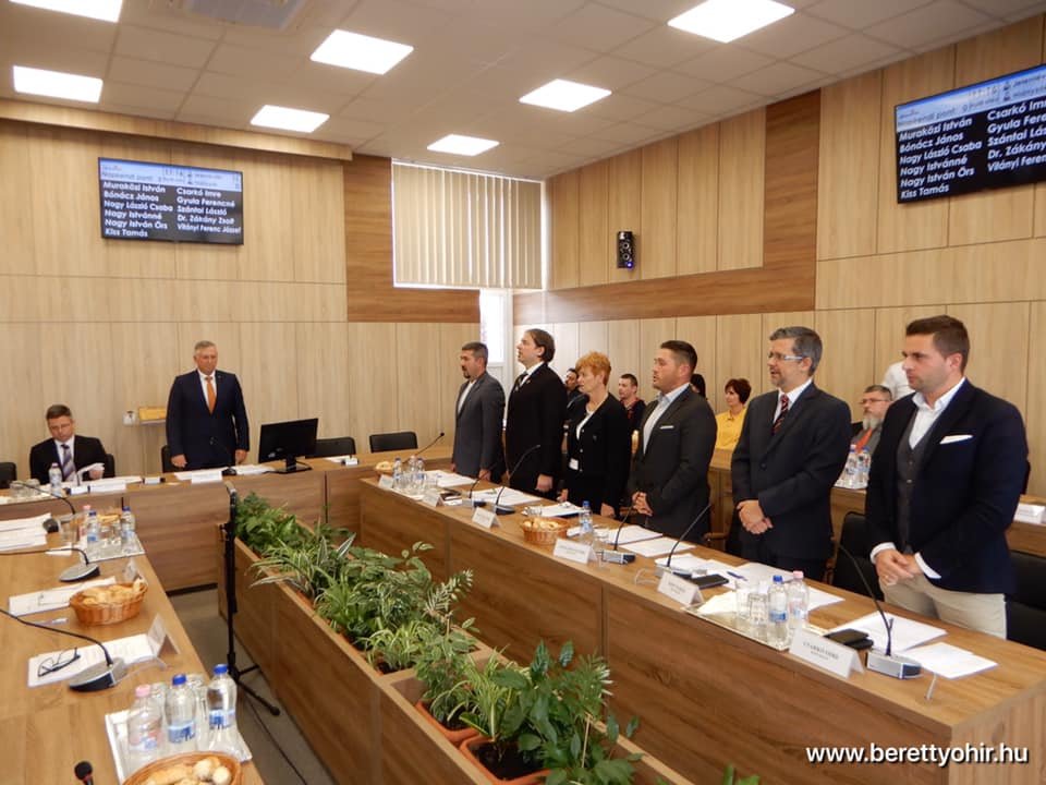 Megalakult a képviselő-testület 31